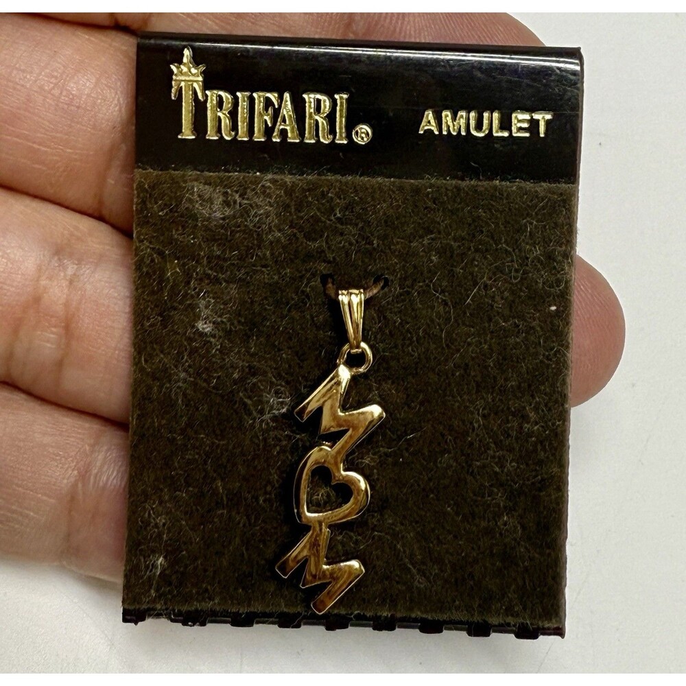 Vintage Trifari Gold Tone MOM Charm Amulet New